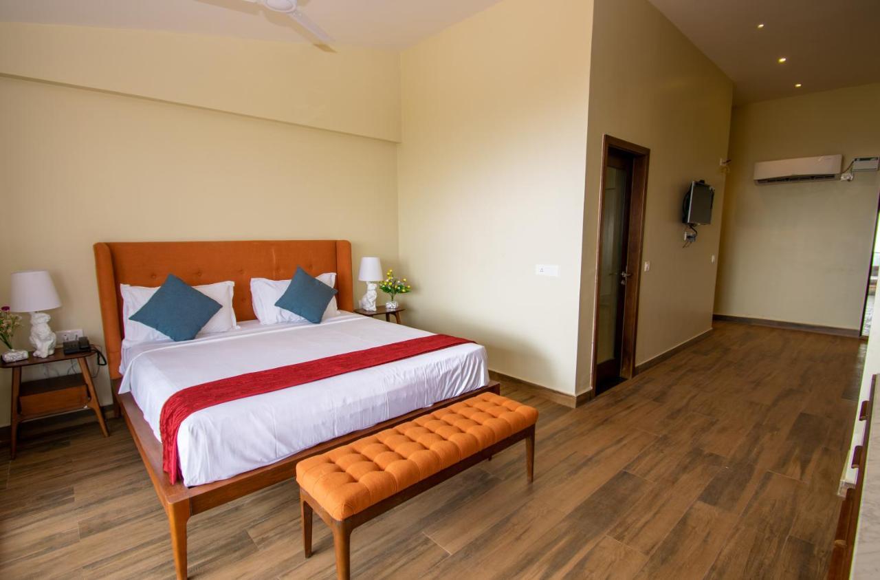 Hotel Octave Rococco Morjim Pernem Zewnętrze zdjęcie