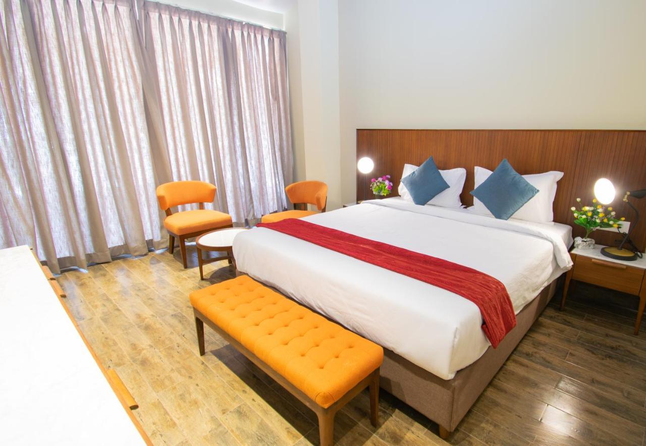 Hotel Octave Rococco Morjim Pernem Zewnętrze zdjęcie