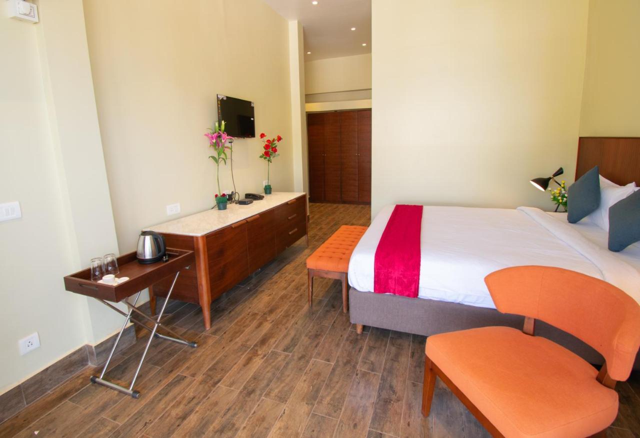 Hotel Octave Rococco Morjim Pernem Zewnętrze zdjęcie