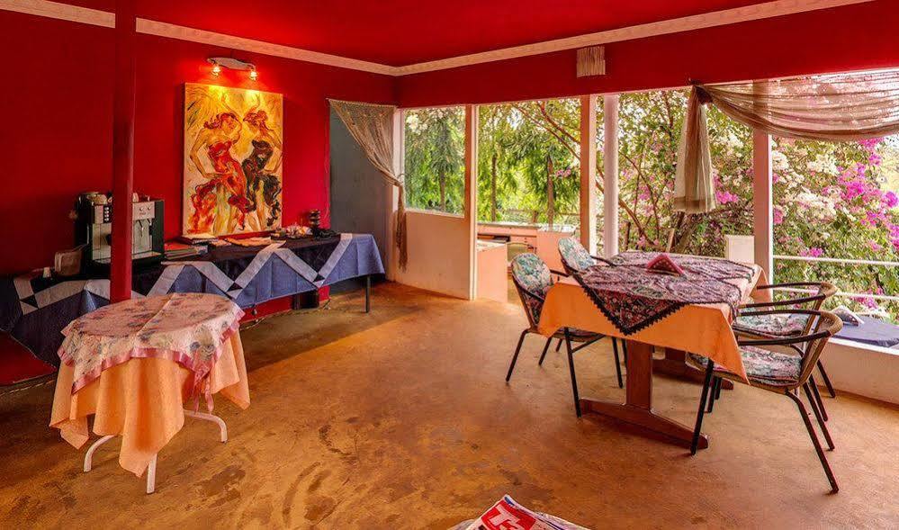 Hotel Octave Rococco Morjim Pernem Zewnętrze zdjęcie